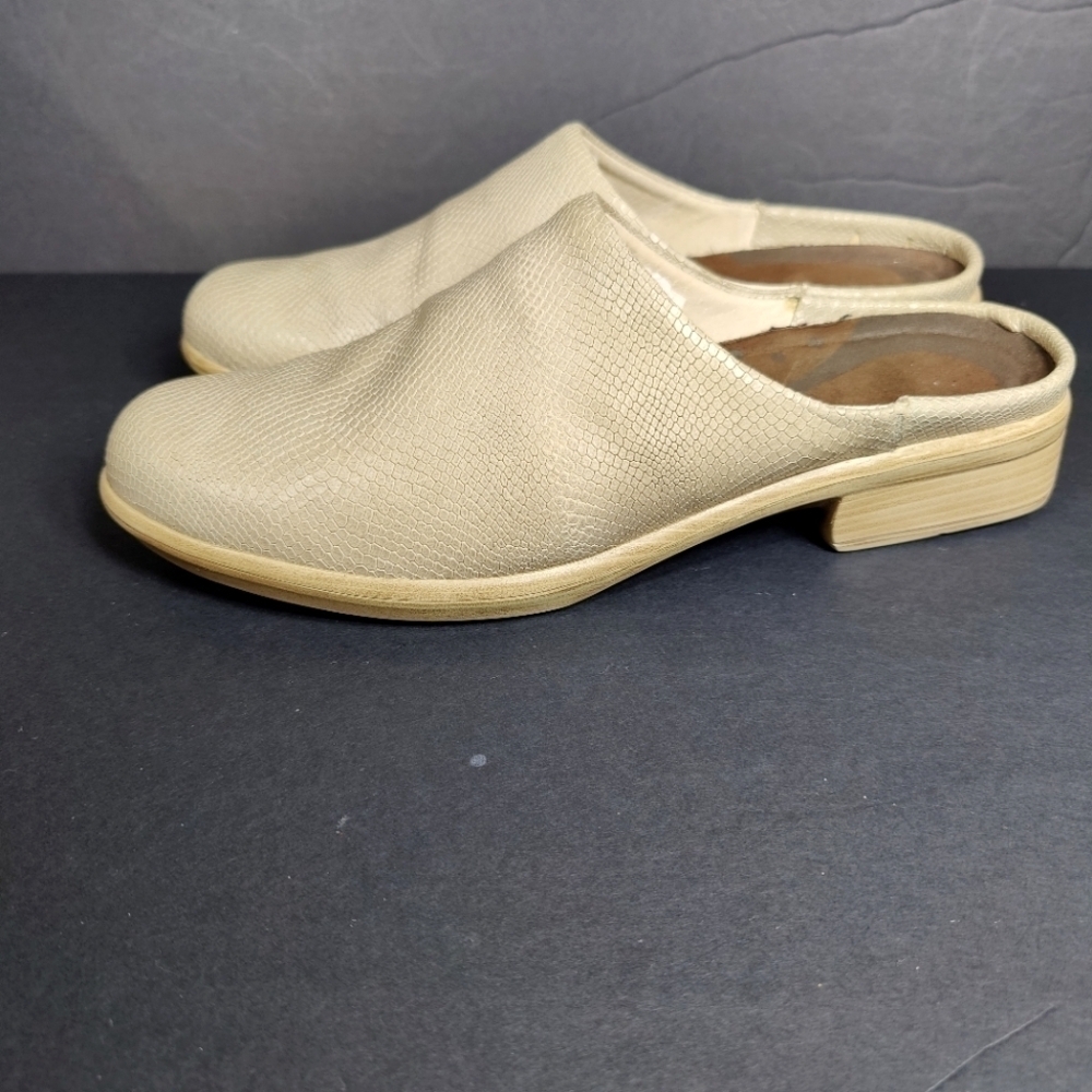 NAOT Lodos Women's Beige Lizard Leather Slip On Loafer Shoe Size 10-10.5
